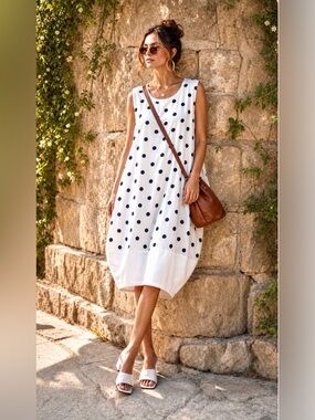 White Un Coeur en Été 100% Linen Polka Dot Sleeveless Cocoon Dress Made in Italy